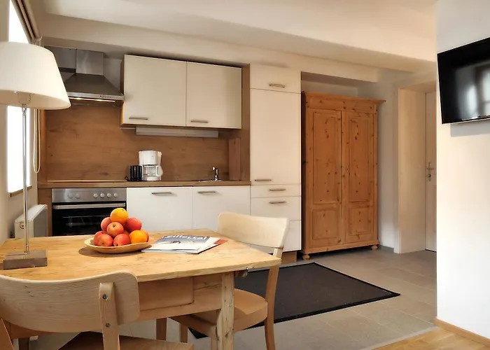Apartment Nester